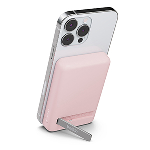 iPhone_15_Green_PDP_Image_Position-1__en-US