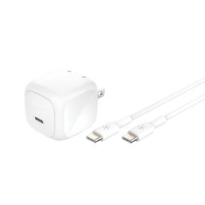 iPhone_15_Green_PDP_Image_Position-1__en-US