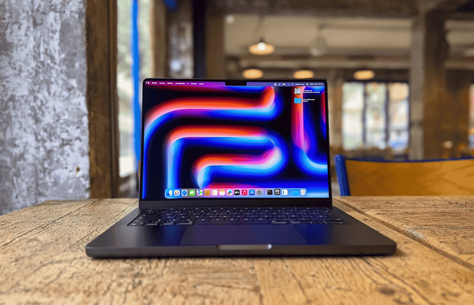 item MacBook Pro M4