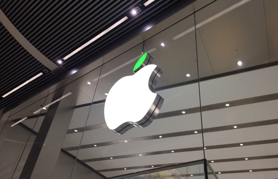 item MacBook Pro M4