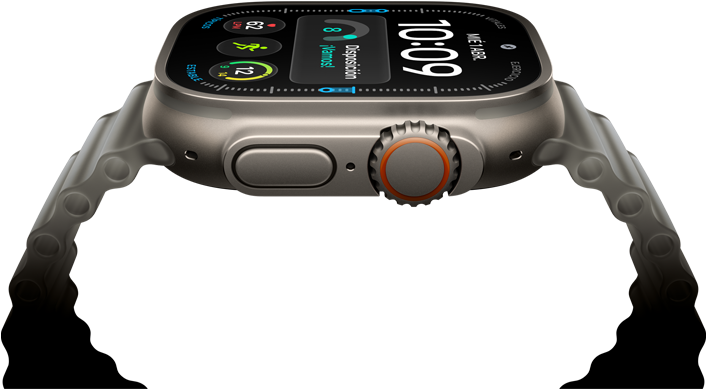 Apple Watch Ultra 4, caja de titanio, color natural, carátula de reloj digital, complicaciones: disposición, frecuencia cardiaca, Entrenamientos, temperatura, parte lateral derecha, Digital Crown, botón lateral en relieve, correa Ocean, color gris translúcido